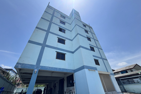 RoomQuest Chang Wattana