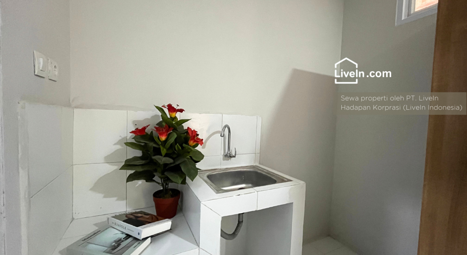 Single Bedroom With Water Heater