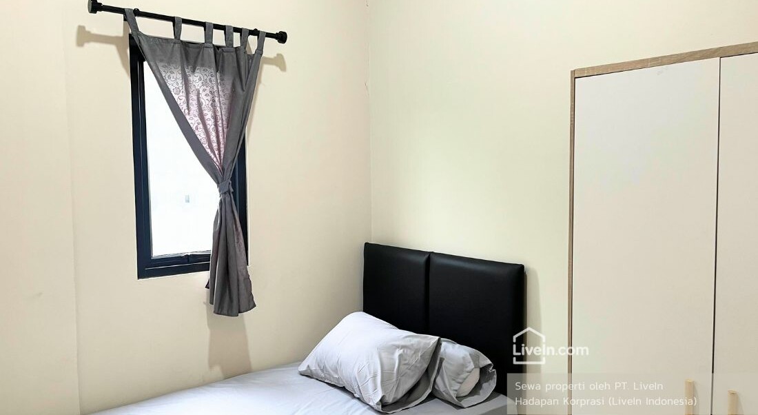 Smaller Room With Window