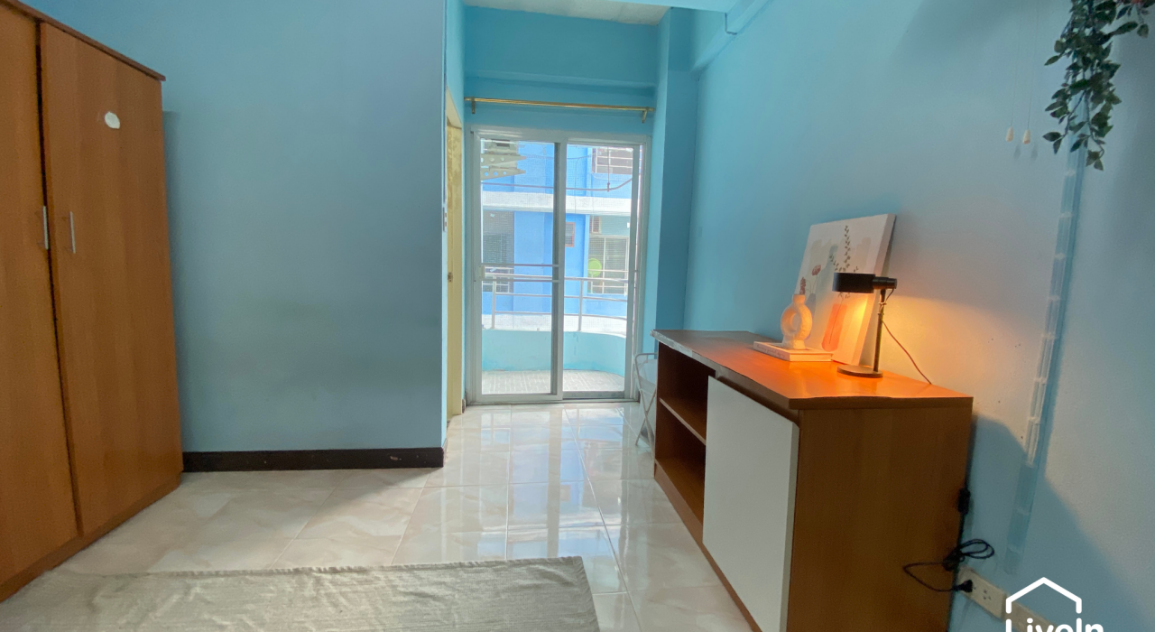 Studio 23 SQM (with AC)