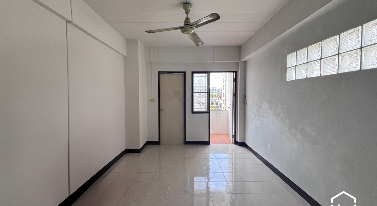 Studio - 18 Sqm No AC