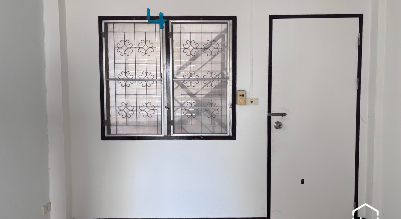 Studio - 18 Sqm No AC