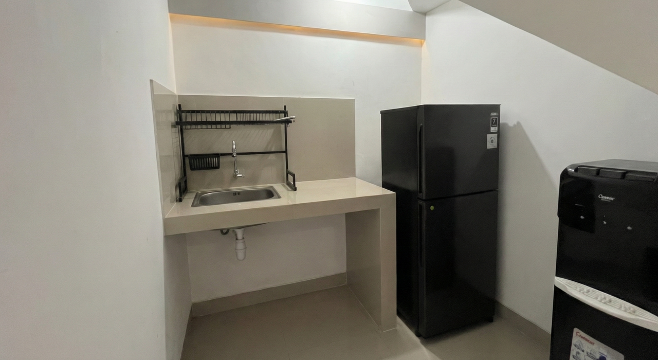 Basic Room - With Water Heater & TV